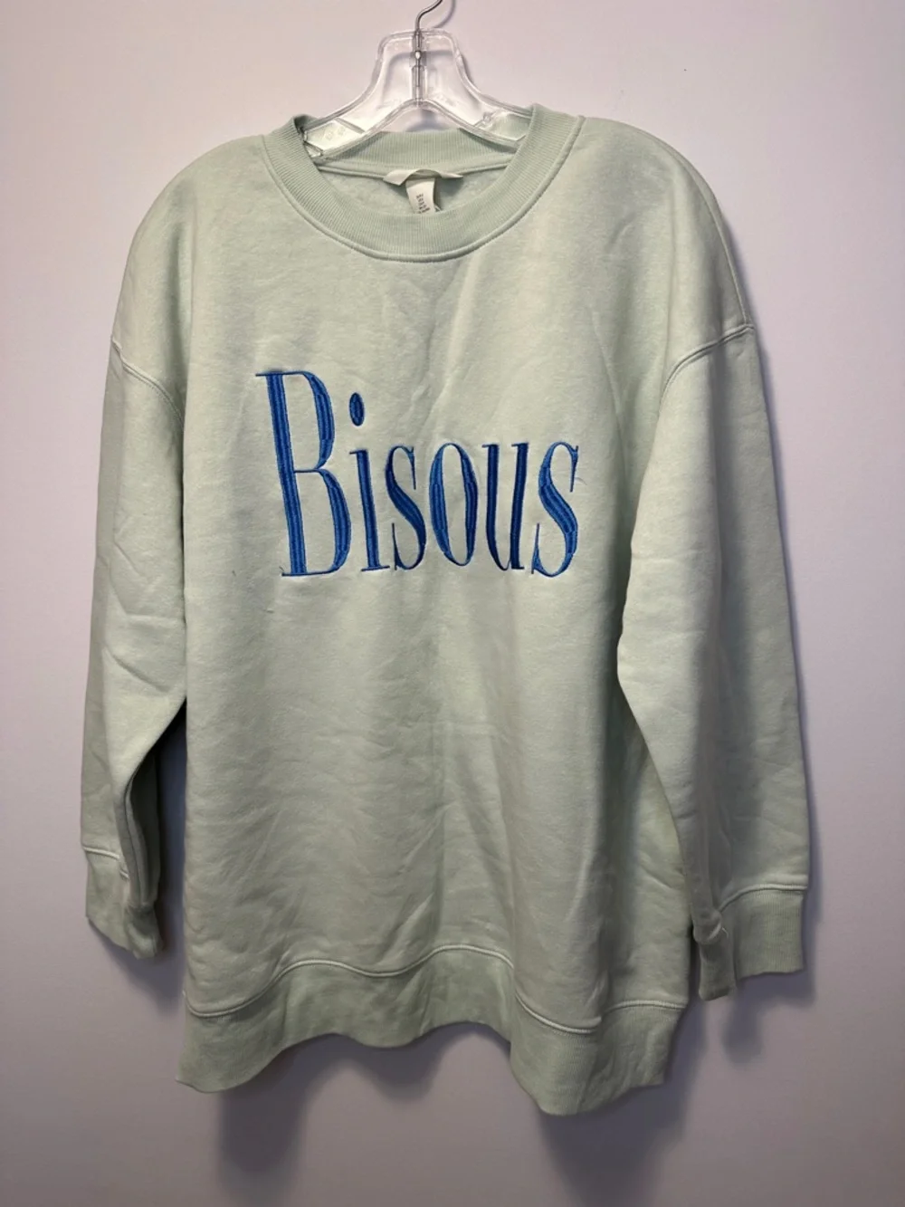 H&M Crewneck Oversized Bisous Graphic Print Long Length Mint Green Sweatshirt - Picture 3 of 8